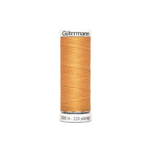 Gutermann naaigaren licht oker geel – kleurnummer 300, 200 meter.