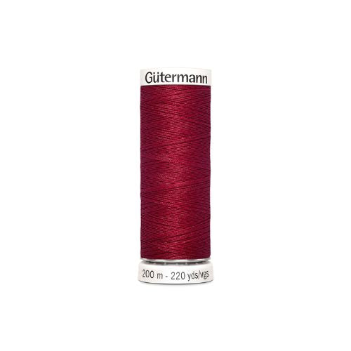 Gutermann naaigaren donker rood – kleurnummer 384, 200 meter.