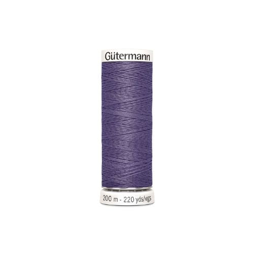 Gutermann naaigaren licht aubergine – kleurnummer 440, 200 meter.