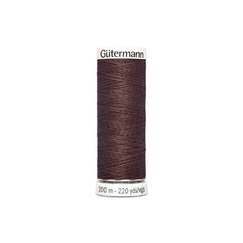 Gutermann naaigaren donkerbruin – kleurnummer 446, 200 meter.