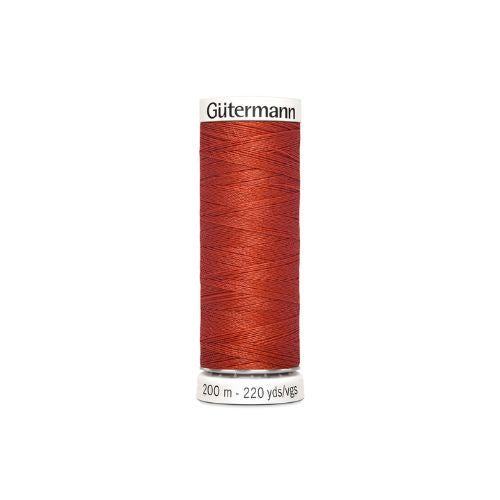 Gutermann naaigaren rood – kleurnummer 589, 200 meter.