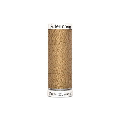 Gutermann naaigaren goud – kleurnummer 591, 200 meter.
