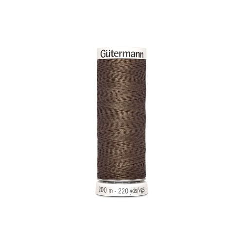 Gutermann naaigaren bruin – kleurnummer 672, 200 meter.