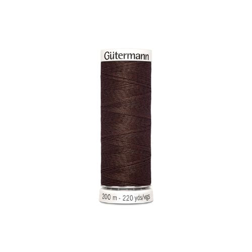 Gutermann naaigaren donkerbruin – kleurnummer 774, 200 meter.