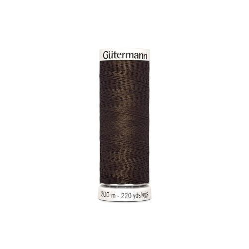 Gutermann naaigaren donkerbruin – kleurnummer 817, 200 meter.