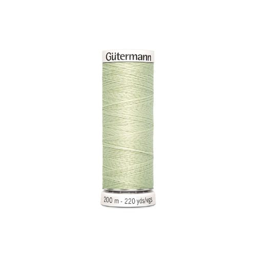 Gutermann naaigaren licht linde groen – kleurnummer 818, 200 meter.