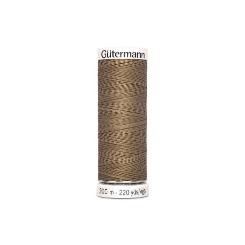Gutermann naaigaren donkerbeige – kleurnummer 850, 200 meter.