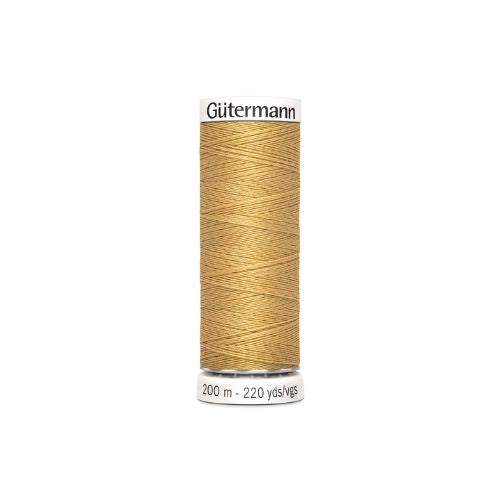 Gutermann naaigaren goud – kleurnummer 893, 200 meter.