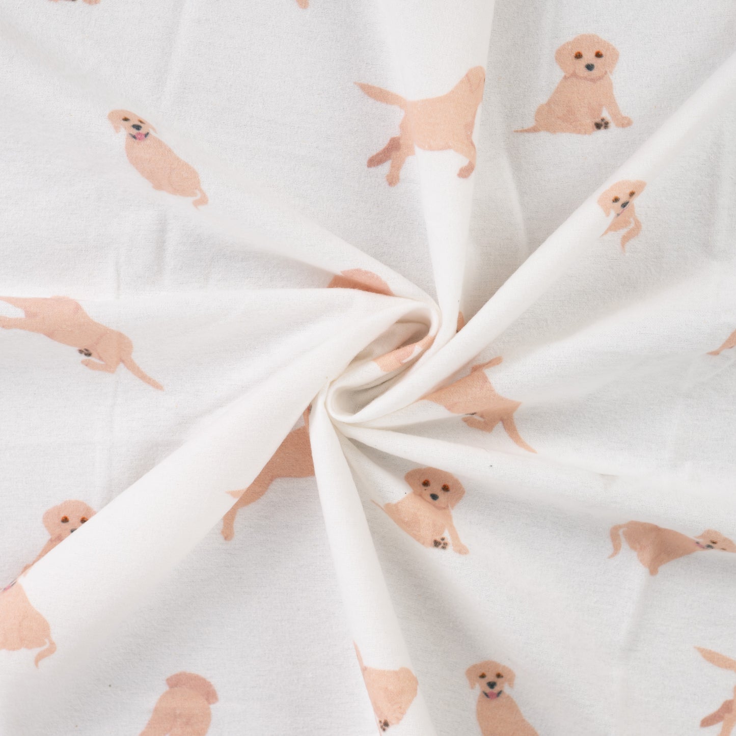 Witte flanel stof met bruine hondjes.