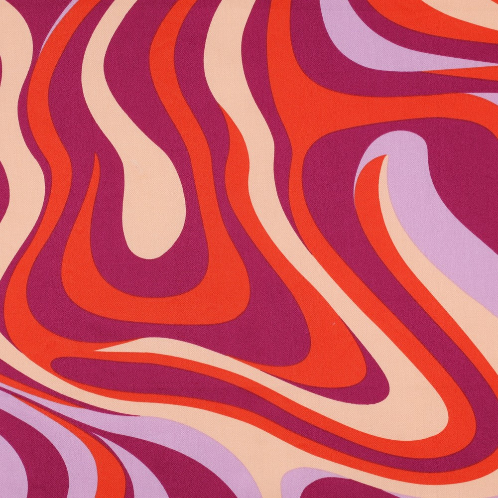 
                  
                    Katoen satijn stof met abstracte lijnen in kleuren zoals paars en oranje.
                  
                
