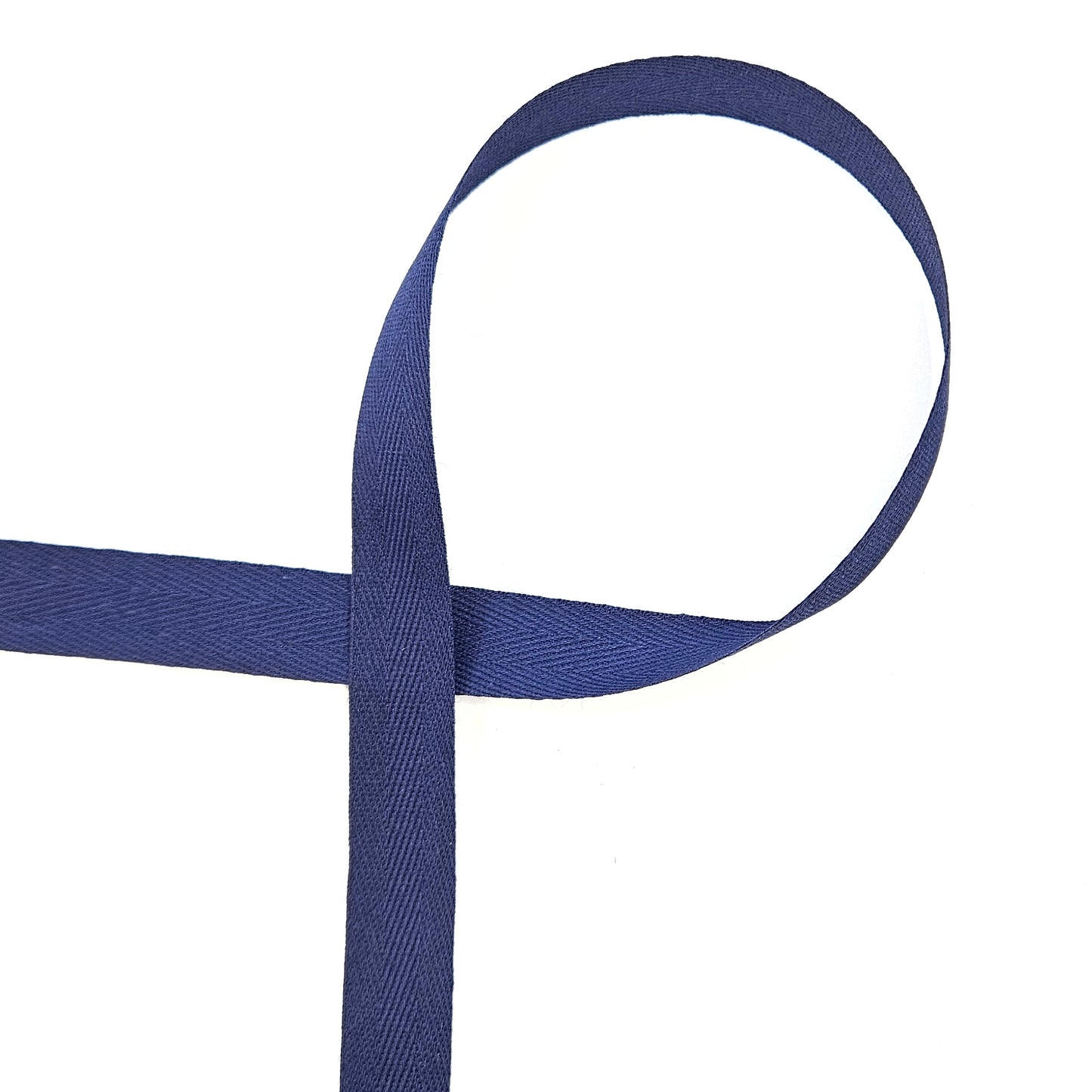 Keperband navy blauw van 1,5cm breed.