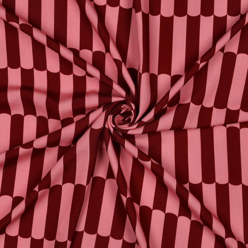 Lenzing Ecovero viscose stof gestreept donkerrood, roze
