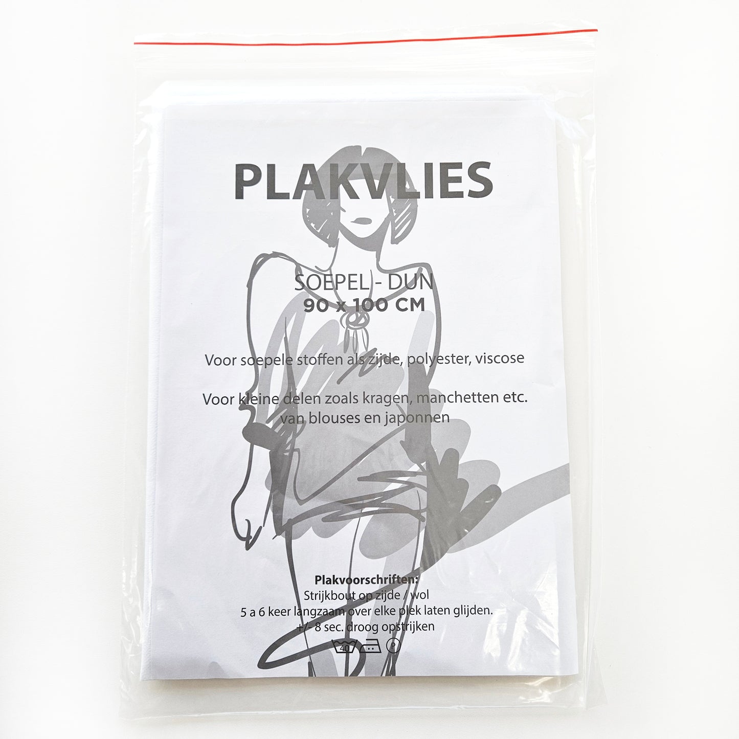 Soepel en dun plak vlieseline om in te strijken in soepele stoffen zoals zijde, polyester en viscose.