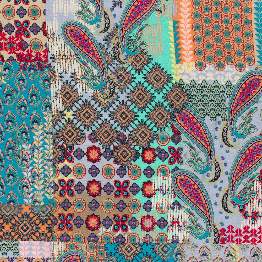 
                  
                    Soepele polyester stof met paisley print in veel kleuren voor bijvoorbeeld een rokje.
                  
                