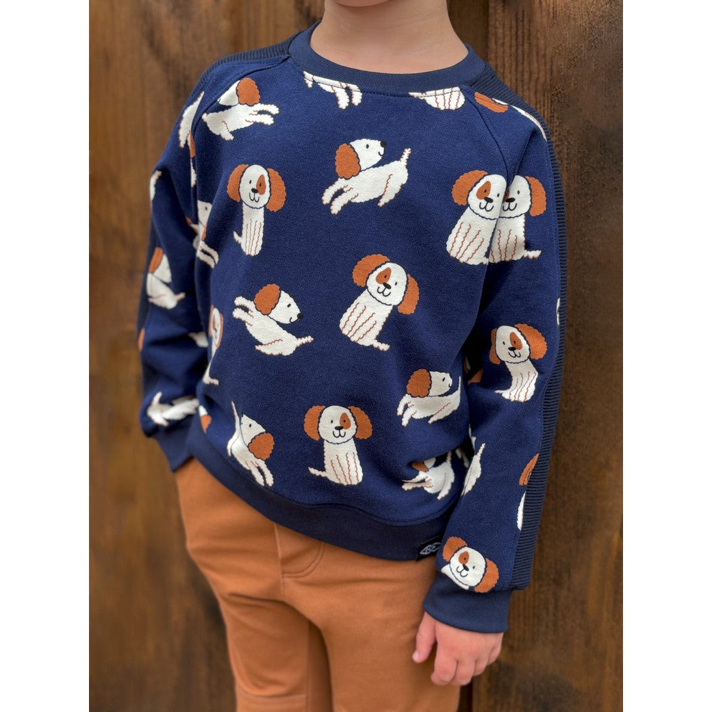 Trui gemaakt van navy blauwe zachter sweatstof met hondjes.