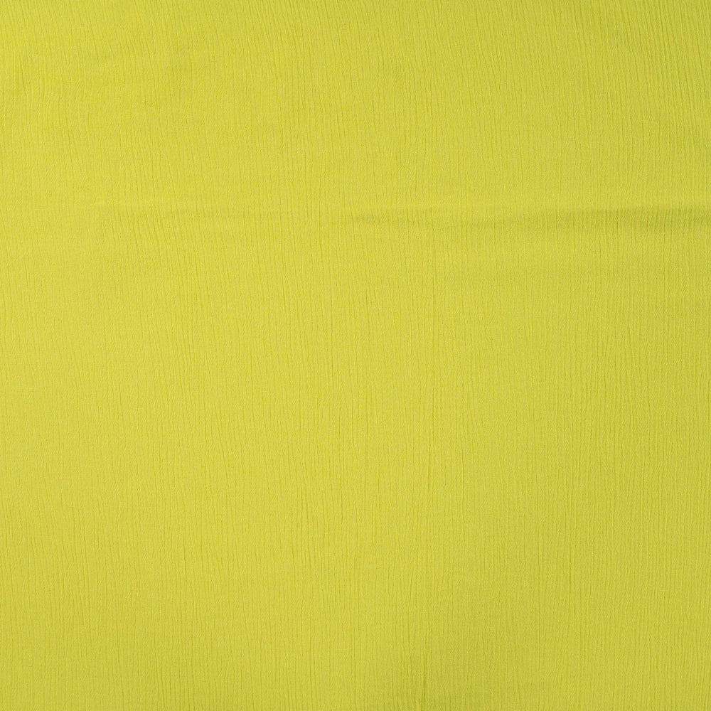 Crinkel viscose in de kleur lime voor bijvoorbeeld een rokje of een blouse.