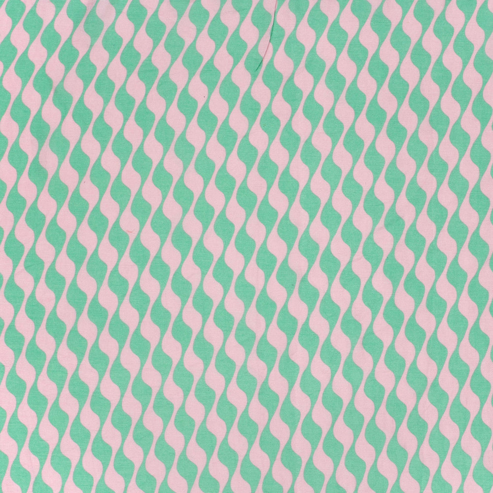 
                  
                    Viscose nylon roze groen met abstracte lijnen voor meisjes of dameskleding.
                  
                