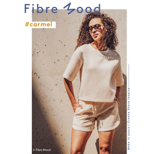 Shirt en short carmel van Fibre Mood gemaakt van lichtbeige wafelkatoen van Fibre Mood.