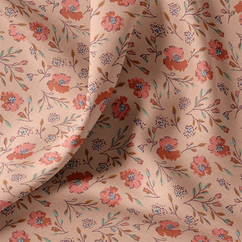Licht bruine katoenen poplin met roze bloemen en takjes, voor het maken van bijvoorbeeld kleding of accessoires.