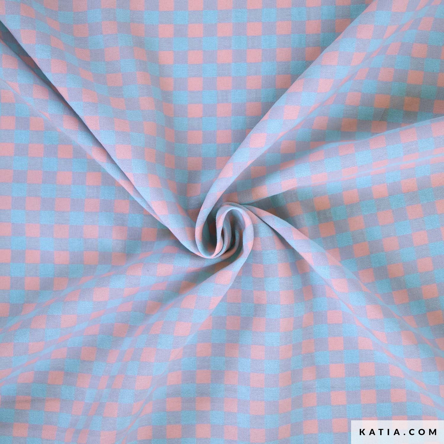 Katoen polyester stof met twee kleurige ruitjes in blauw en roze.
